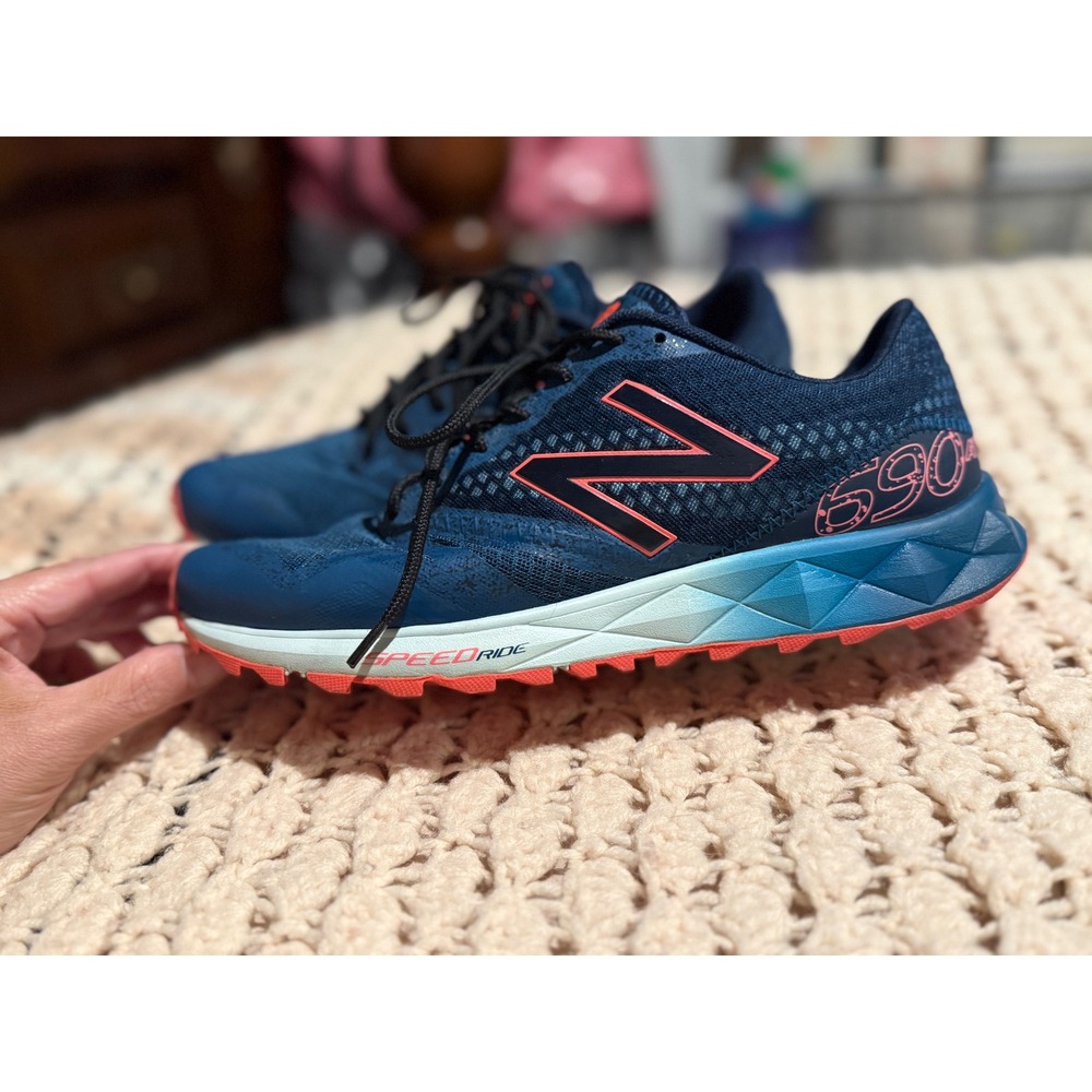 New Balance 690 V1 Trail Running Shoe Womens 8.5 Navy Blue Good Speed Ride AT